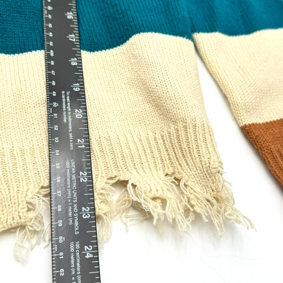 ROCK & ROLL COWGIRL Women Small Cream Red Blue Color block Sweater Fringe Tassel - Picture 9 of 10